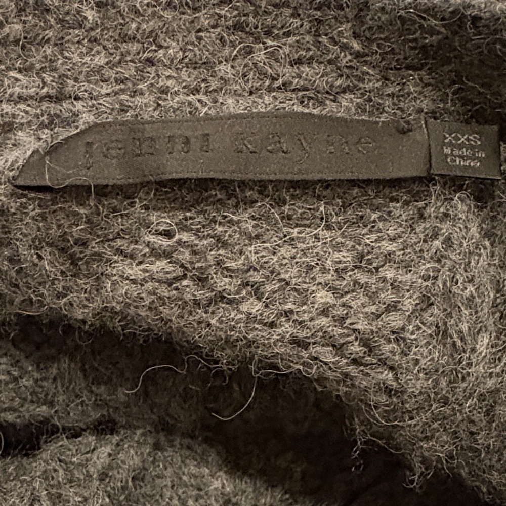 Jenni Kayne Cocoon Gray Cable Knit Cardigan - Picture 3 of 3